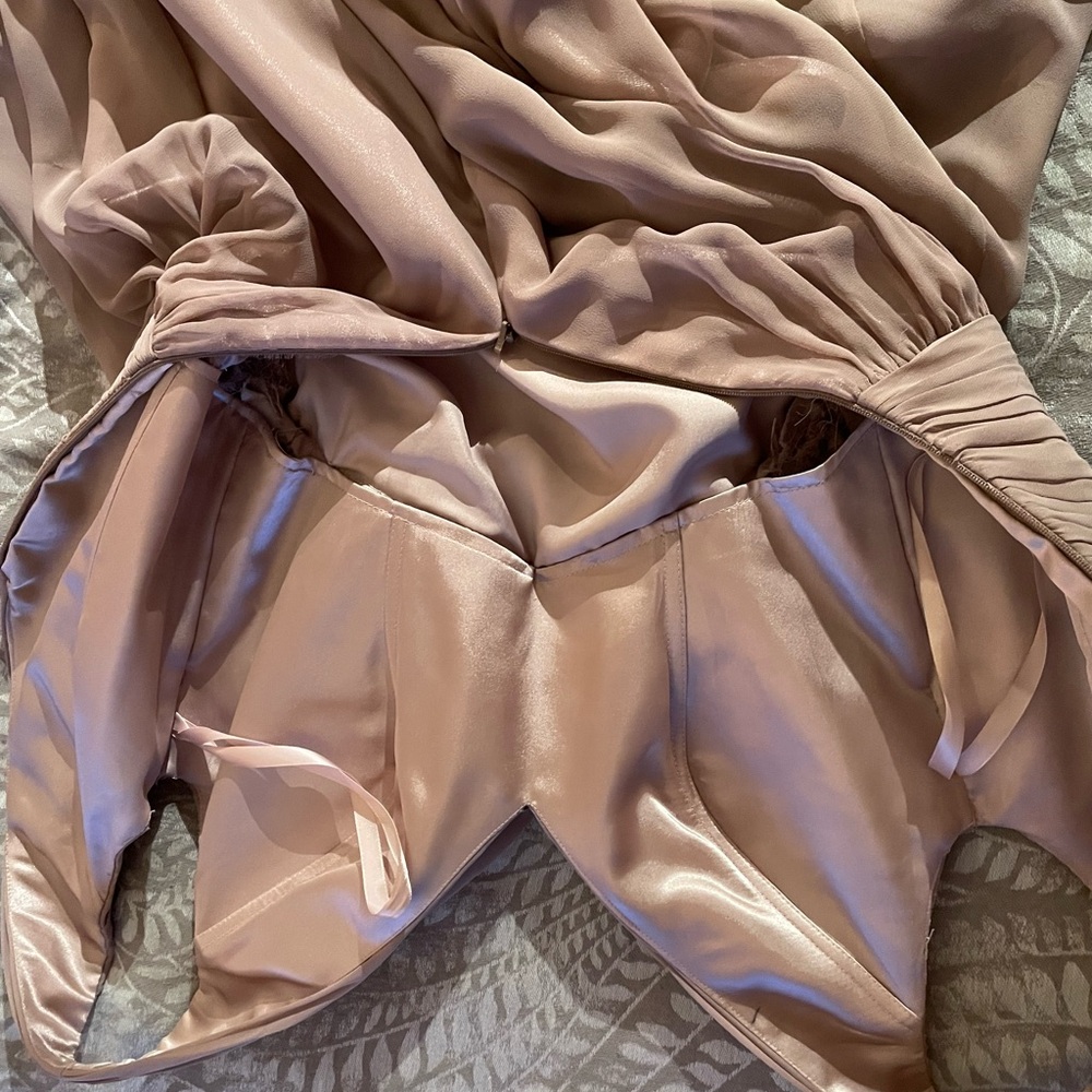 HOST PICK 🔥⚡️ Elegant Taupe Goddess Gown - Picture 9 of 10